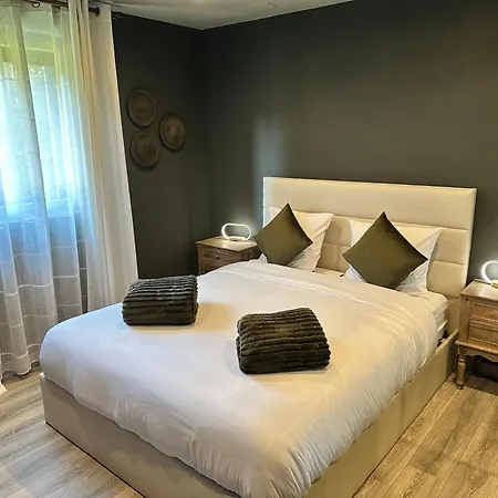 L'ecrin De La Foret Jeanmenil